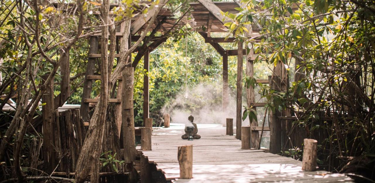 Uman Glamping & Cenote Tulum Hotell Exteriör bild