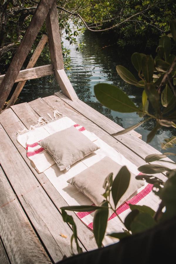 Uman Glamping & Cenote Tulum Hotell Exteriör bild